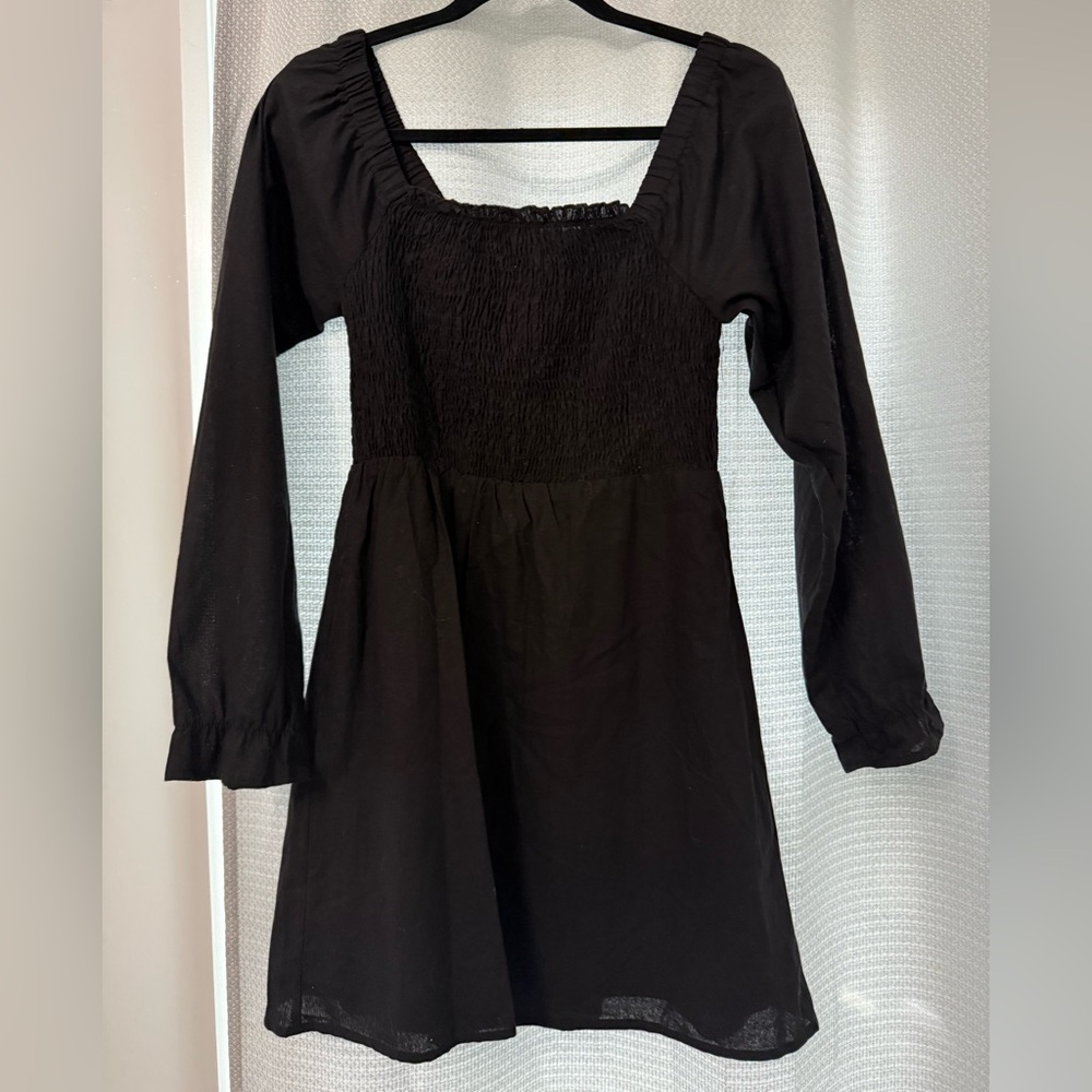 Ivy + Main Smocked Long Sleeve Dress – Size M